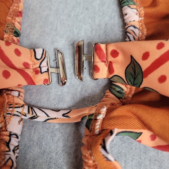 Ladies One Piece Swimsuit High Cut with cover up Sz. M - Picture 5 of 6